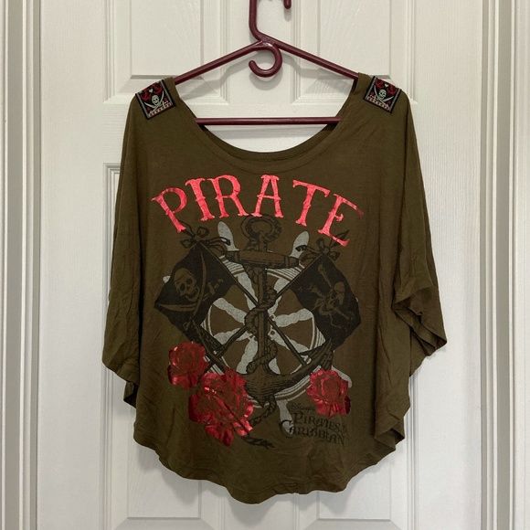 Disney Tops - Disney Pirates of the Caribbean Women's Shirt